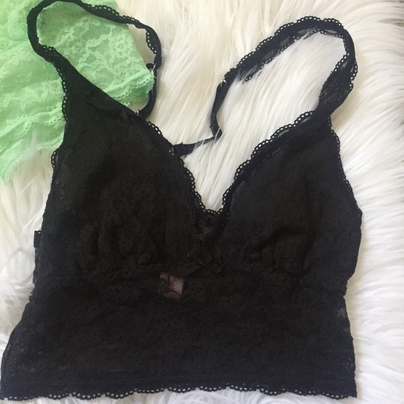 NWOT Victoria’s Secret Bralettes - Picture 4 of 5